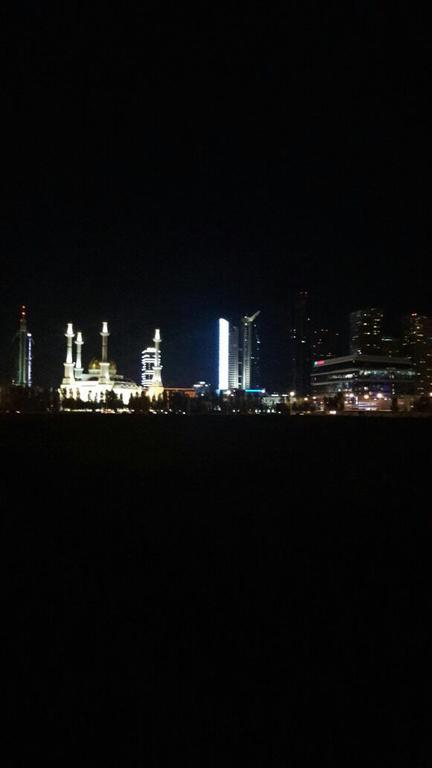 Apartment In Heart Of Astana 外观 照片